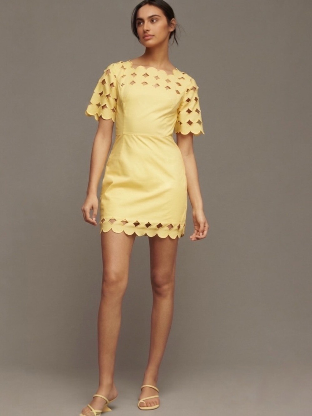 Anthropologie NWT Cutwork Eyelet Shift Mini Dress Yellow Size 2 Scalloped Spring
